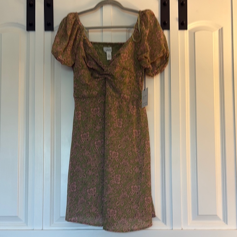 Floral Puff Sleeve Dress